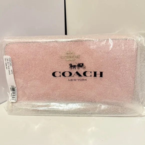 NEW Coach Powder Pink Long Zip Around Wallet In Signature Canvas NWT - Picture 4 of 4